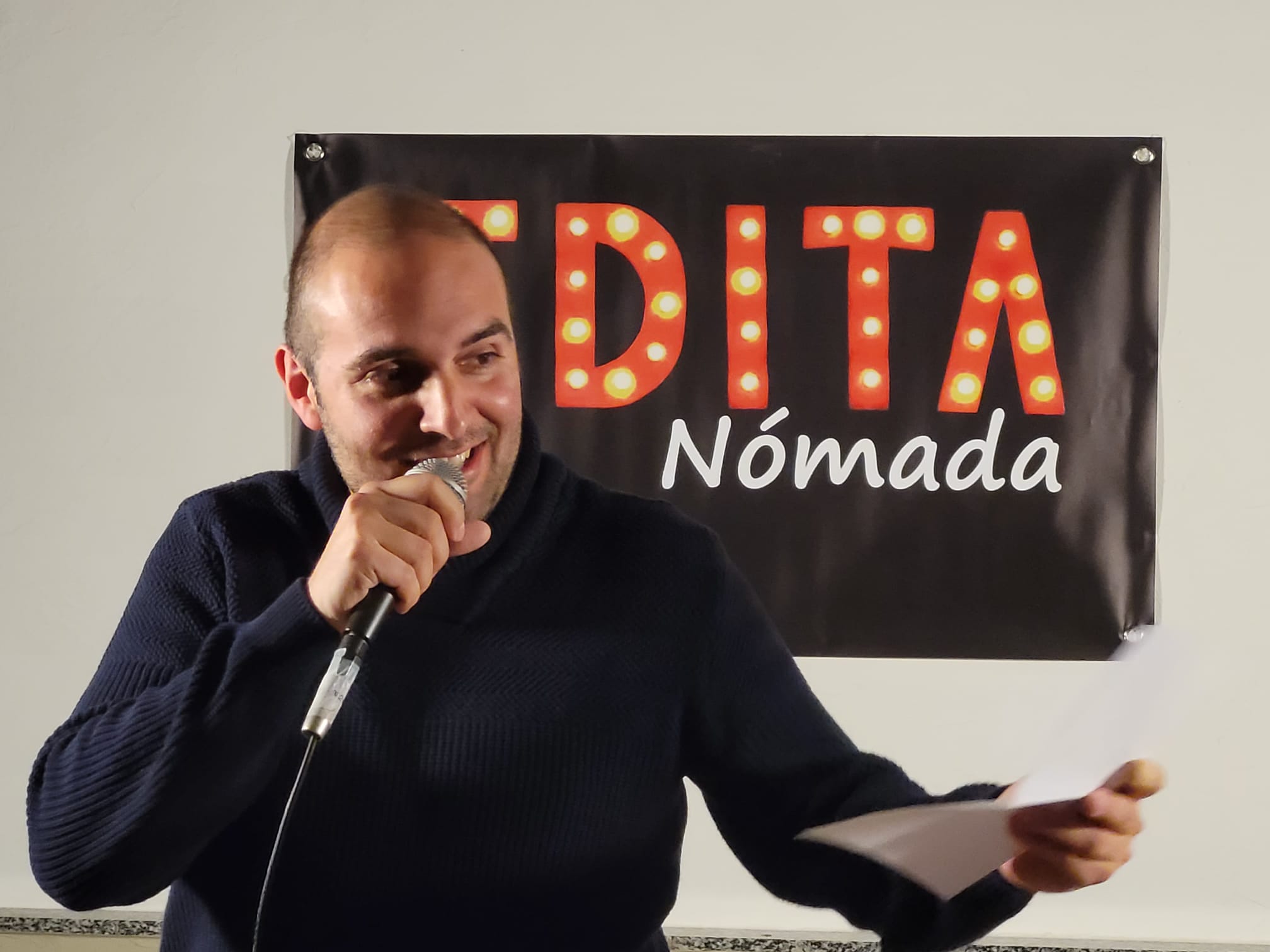 Recitando en Edita Nómada (Cáceres).jpeg